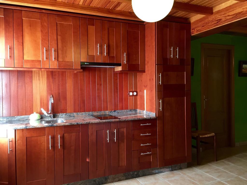 Apartamentos Rurales Casa Ron Coana エクステリア 写真